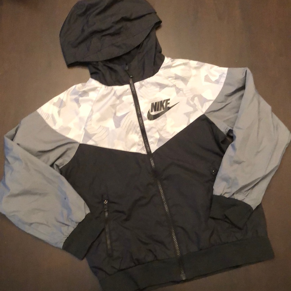 Nike - Windbreaker